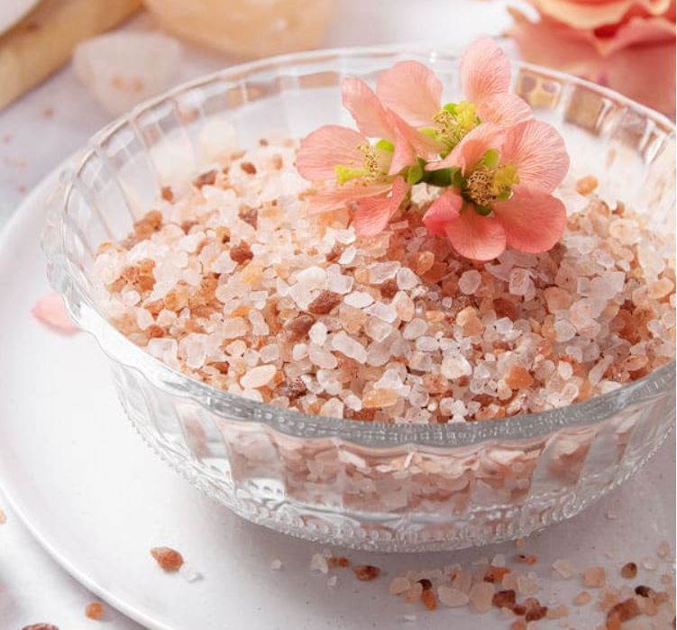 pink salt with flower decoration